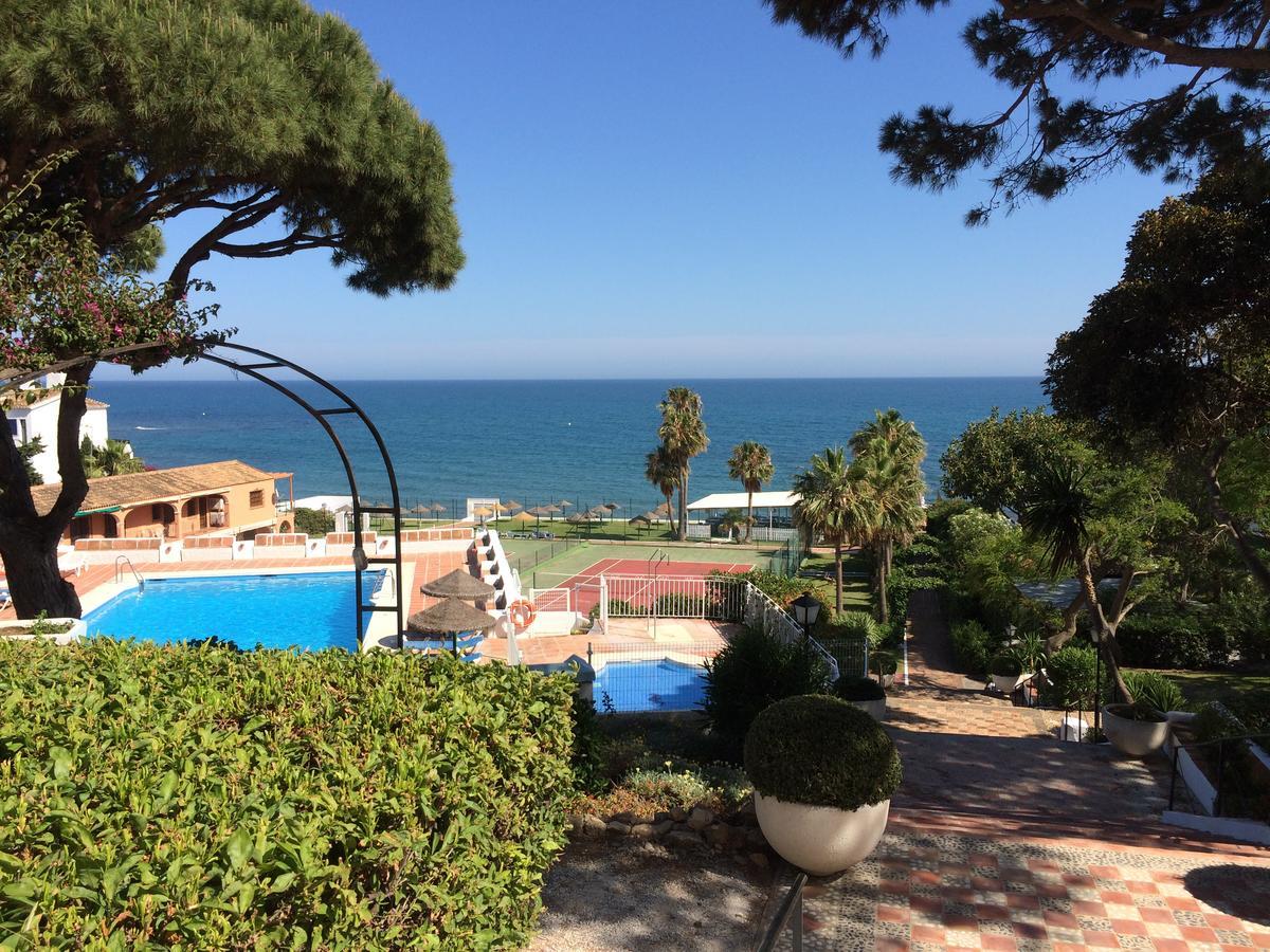 Mansion Alhamar - 2 Bedroom, Frontline Beach, Mountain Views, Full Size Pool, Tennis Courts, Close To Shops, On-Site Bar & Chiringuito Sitio de Calahonda Zewnętrze zdjęcie
