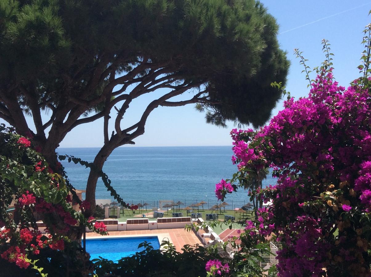 Mansion Alhamar - 2 Bedroom, Frontline Beach, Mountain Views, Full Size Pool, Tennis Courts, Close To Shops, On-Site Bar & Chiringuito Sitio de Calahonda Zewnętrze zdjęcie