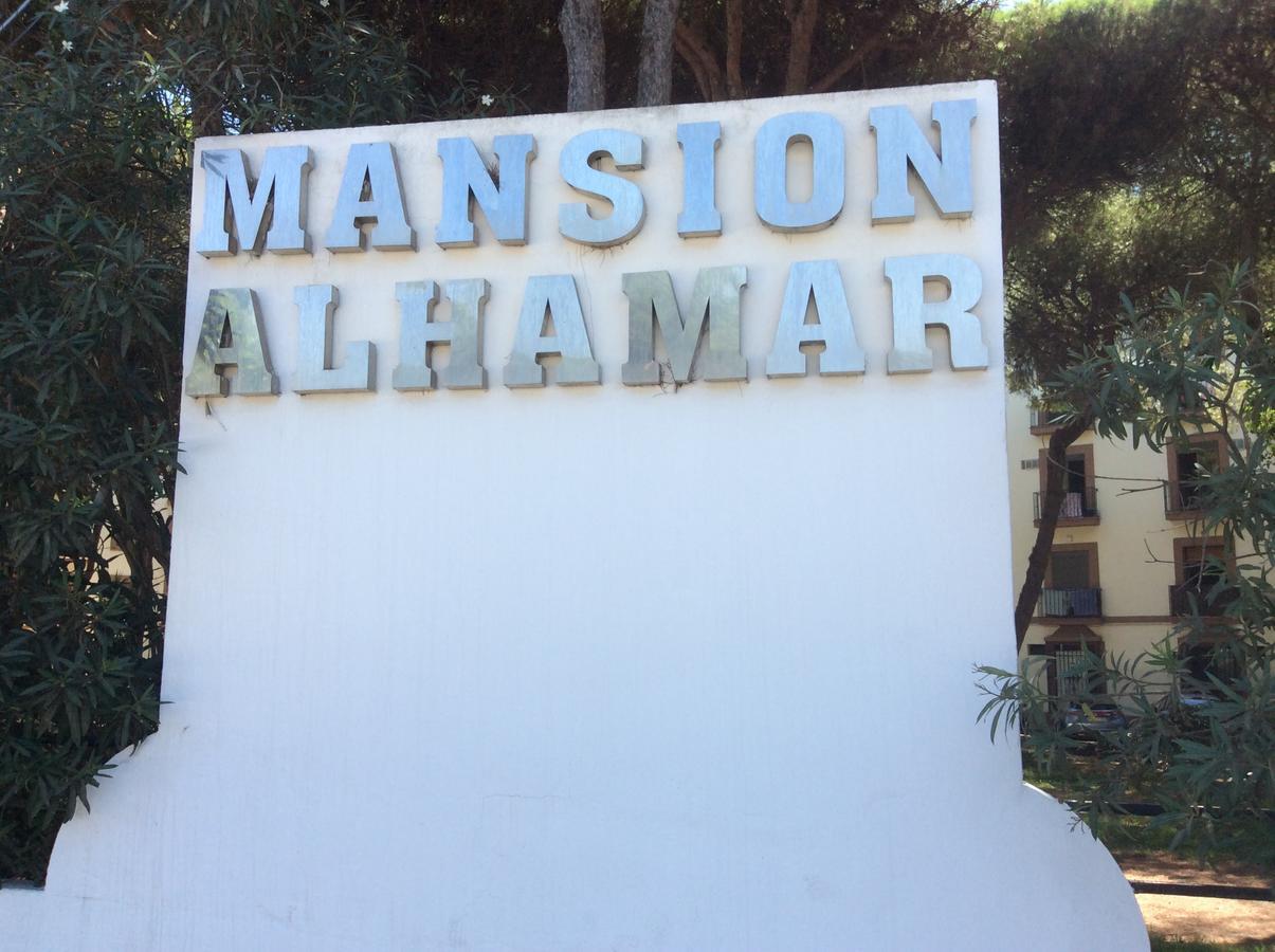 Mansion Alhamar - 2 Bedroom, Frontline Beach, Mountain Views, Full Size Pool, Tennis Courts, Close To Shops, On-Site Bar & Chiringuito Sitio de Calahonda Zewnętrze zdjęcie
