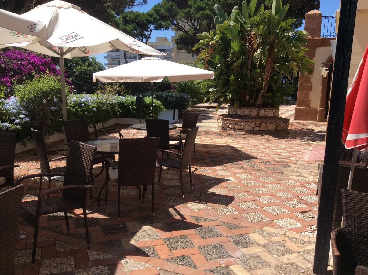 Mansion Alhamar - 2 Bedroom, Frontline Beach, Mountain Views, Full Size Pool, Tennis Courts, Close To Shops, On-Site Bar & Chiringuito Sitio de Calahonda Zewnętrze zdjęcie