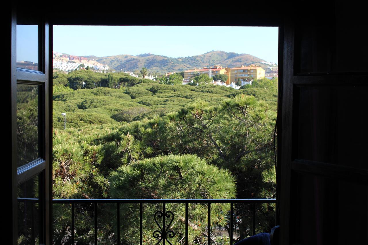 Mansion Alhamar - 2 Bedroom, Frontline Beach, Mountain Views, Full Size Pool, Tennis Courts, Close To Shops, On-Site Bar & Chiringuito Sitio de Calahonda Zewnętrze zdjęcie